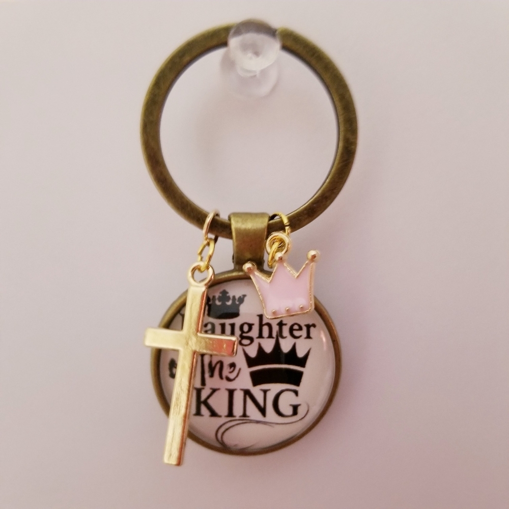 Daughter of the King 👑 Key ring - Picture 4 of 4